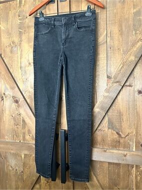 Black Women’s Skinny Jeans - Classic High-Rise Fit